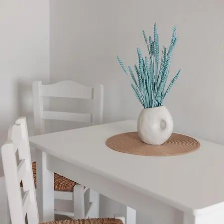 Aurea Blu 01, Sun, And Dreamlike Apartment *